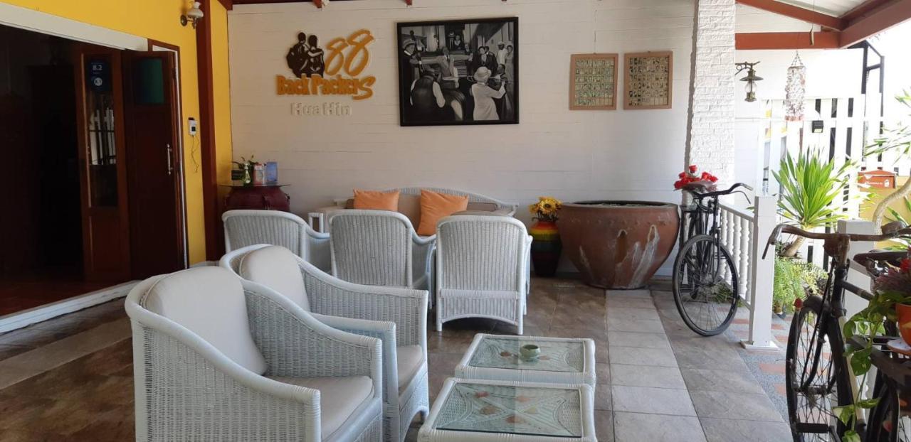 Hotel 88 Backpackers HHQ Exterior foto