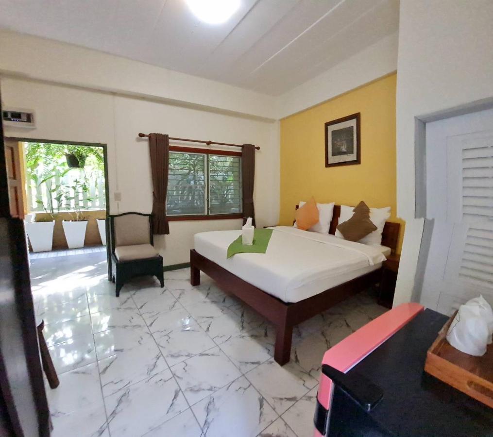 Hotel 88 Backpackers HHQ Exterior foto