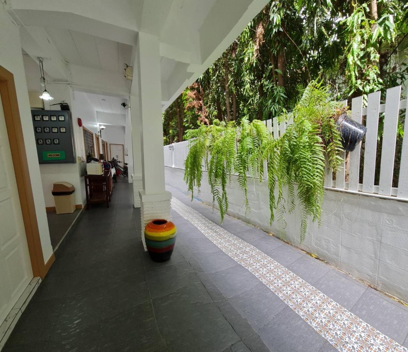 Hotel 88 Backpackers HHQ Exterior foto